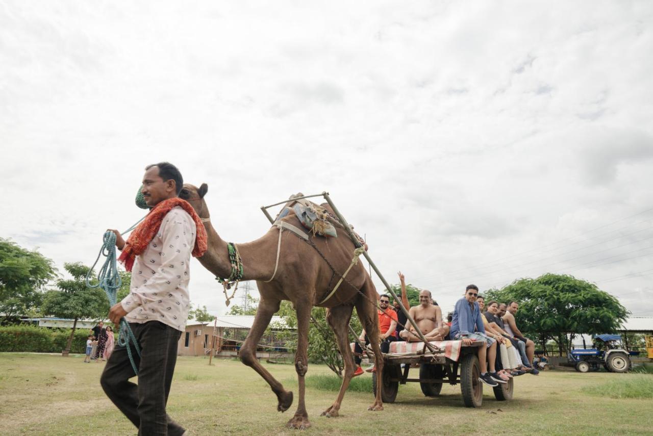 Madhavgarh Farm & Resort Gurgaon Exterior photo